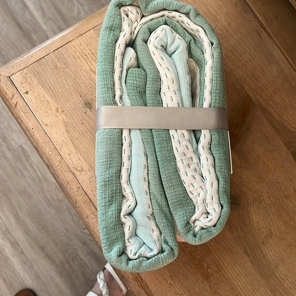 Pottery Barn Baby Colby Crib Skirt NWT Dots & Stripes 16” Drop 100% Cotton - Picture 6 of 8